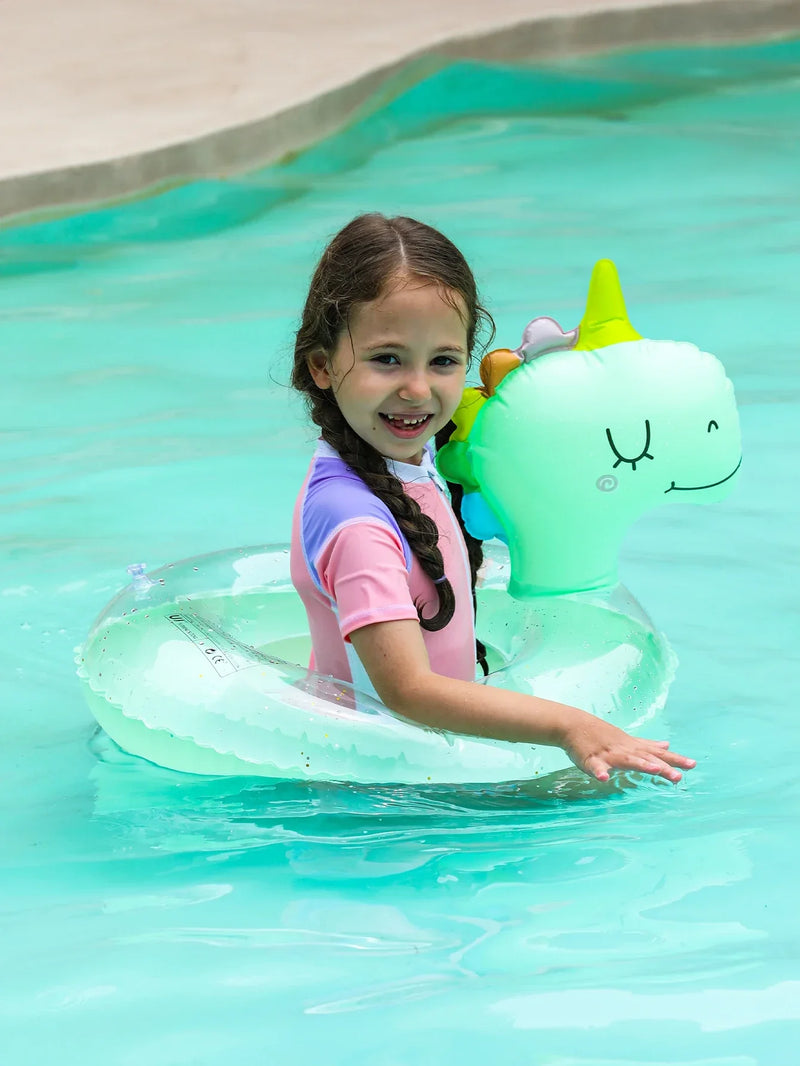 1+1 GRATIS | DinoFloat – Der aufblasbare Dino-Schwimmring für Kinder