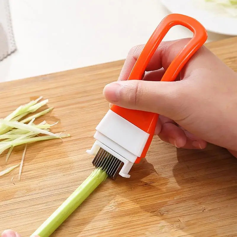 Frühlingszwiebelschneider Graviso OnionSharp | Handlicher Zwiebel- & Gemüseschneider mit Schutzkappe | 14 × 4,3 cm | Edelstahlklingen & ergonomischer Griff