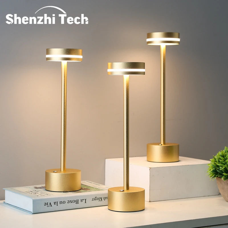 Luminariq LED Tischlampe mit Touch-Funktion | Dimmbar & Farbtemperatur einstellbar | Aluminium | USB-Ladung | Für Schlafzimmer, Büro & Camping