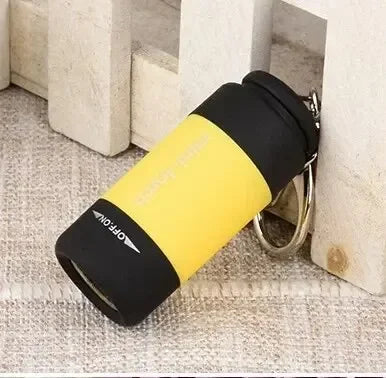 Luminexo Mini LED-Taschenlampe mit Schlüsselanhänger | USB-Aufladung | Wasserdicht & Ultraleicht | 5,2 × 2,1 cm