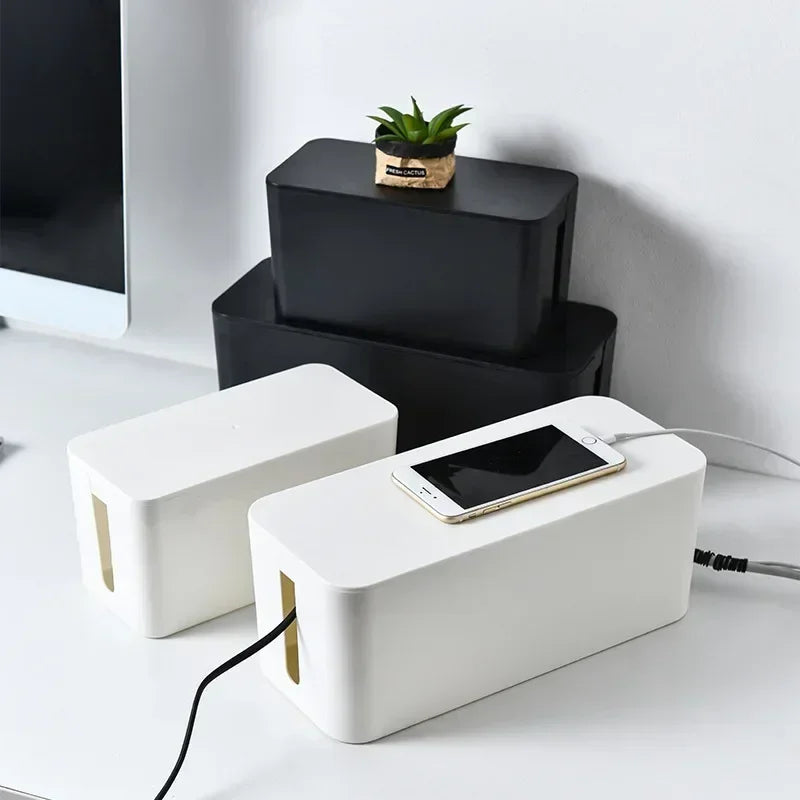 Kabelux Kabelbox mit Deckel | 32×13×12 cm | Steckdosen- & Ladekabel-Organizer | Staubschutz für Netzteile & Router
