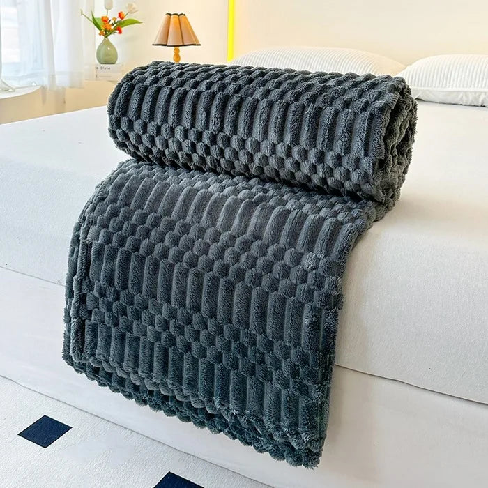 Velmora | Kuscheldecke Uni | Flauschige Wohndecke aus Milchsamt | Weich & Warm | Für Sofa, Bett & Kinderzimmer