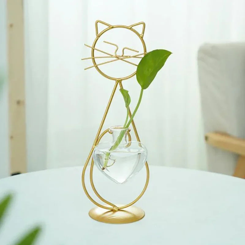 Felora | Hydrokultur Glas-Herzvase mit Katzenhalter | Handgeschmiedetes Eisen & Borosilikatglas