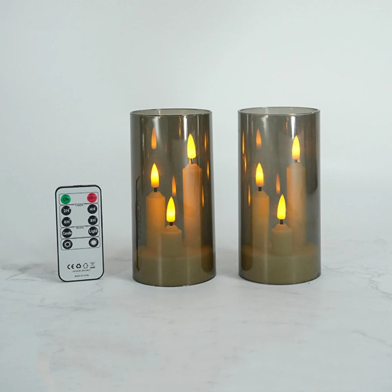 LumièreTrio LED-Stumpenkerze mit 3 Dochten | 7,5 × 15 cm | Fernbedienung & Timer | Flackerndes Warmlicht | Acryl-Design