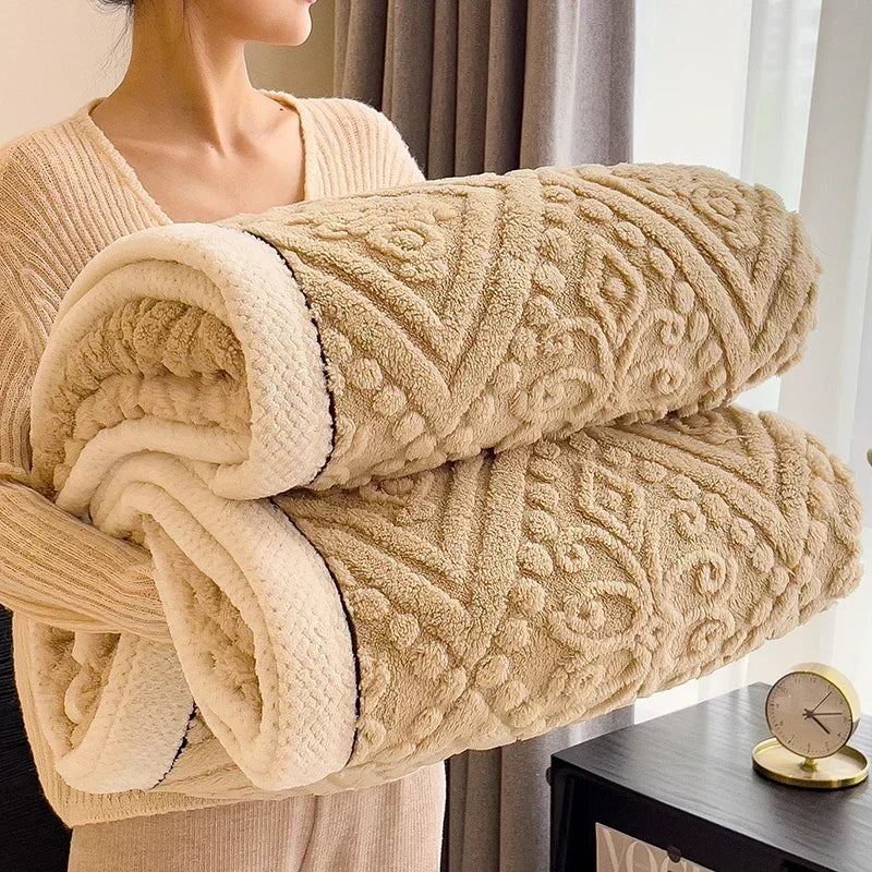 Velura | Warme Decke aus geprägtem Samt | Kuschelig & Flauschig | Herbst & Winter | Coral-Fleece