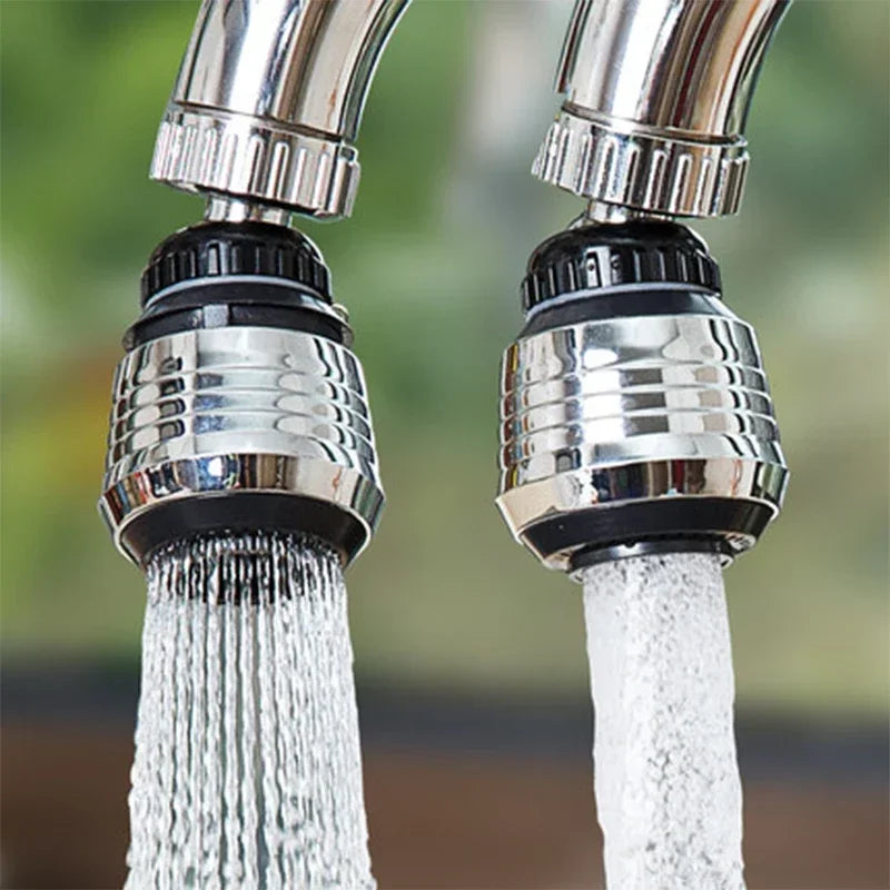 Wasserhahnverlängerung Aquavero FlexFlow | 360° drehbarer Aufsatz mit 2 Strahlarten | Wassersparender Perlator für Küche & Bad | Aus ABS-Kunststoff