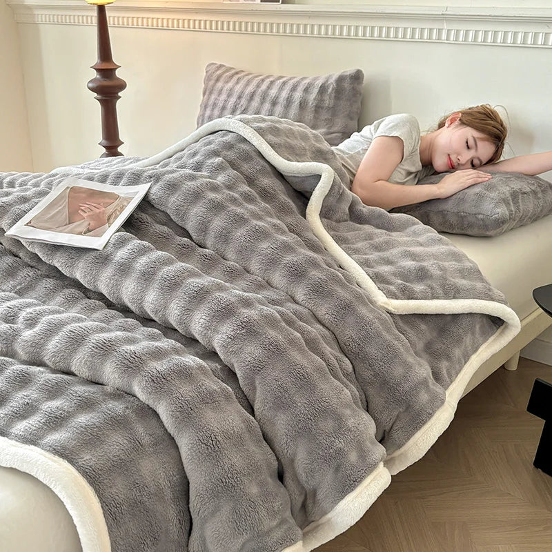 FauxLuxe | Kuscheldecke aus Imitat-Kaninchenfell | Beidseitiger Samt | Dick & Wärmend