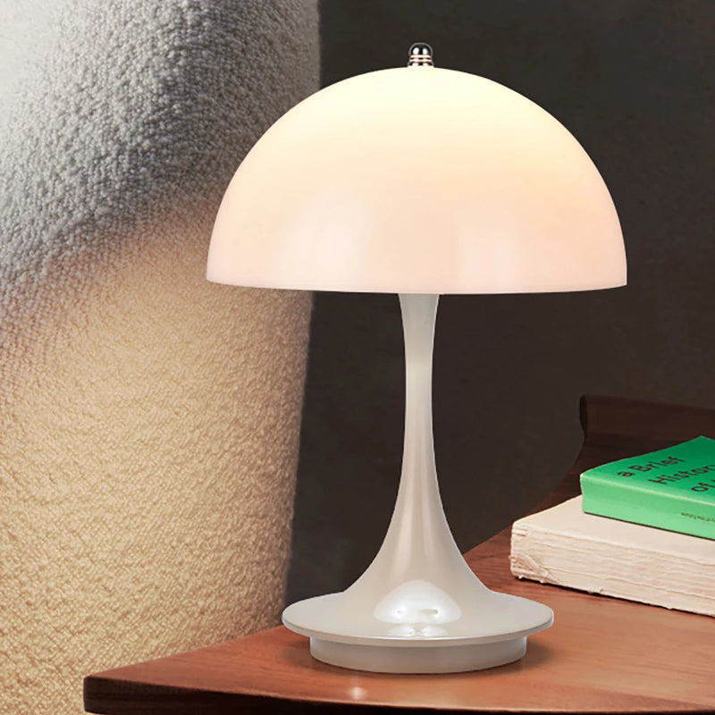 LumiFlex LED Tischlampe | 3 Farbmodi & Stufenlos dimmbar | Wiederaufladbar | Touch-Bedienung | 10 × 16 × 23 cm
