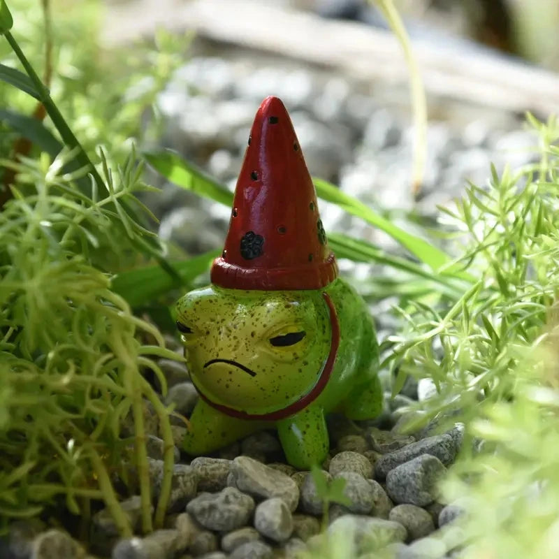 Frolico | Froschfigur mit Partyhut | Lustige Gartendeko | Handgefertigte Statue für Hof & Wohnzimmer