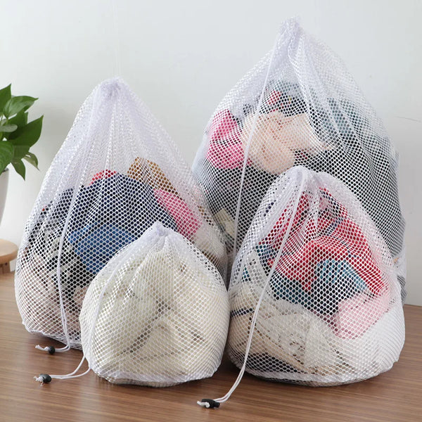 Lavinera Wäschebeutel Großformat | Atmungsaktives Netz mit Kordelzug | Für BHs, Socken, Unterwäsche & Schuhe