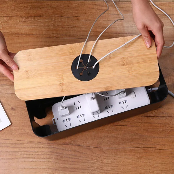 Kabelbox OrgaWood | Schreibtisch Organizer aus Holz & Kunststoff | Für Ladegeräte, Kabel & Zubehör | 29,5×11,4×11 cm