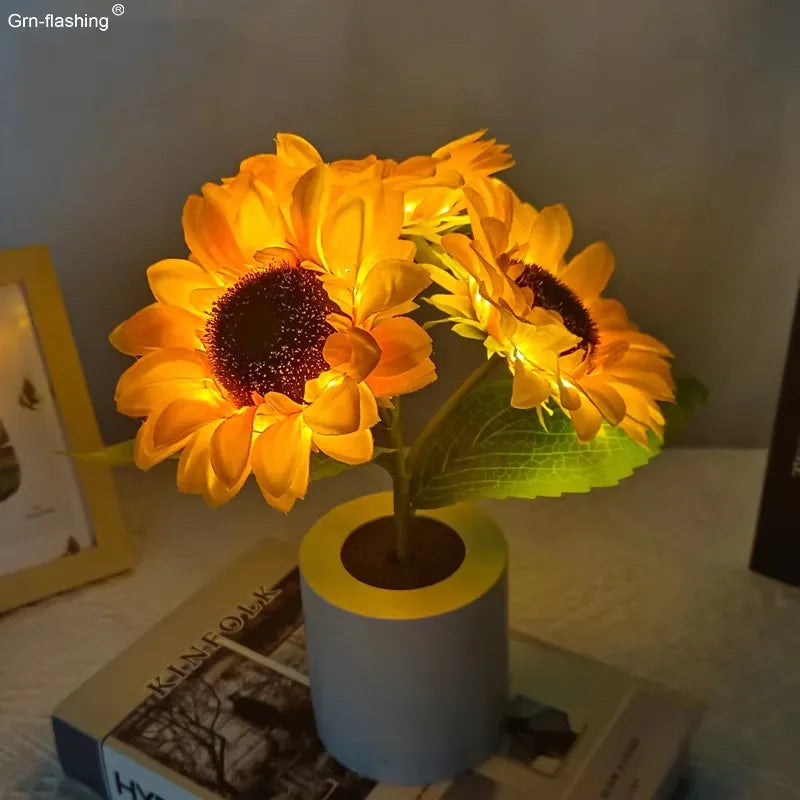 Florovia LED Blumen-Nachtlicht mit USB-Aufladung | Sonnenblume oder Tulpen | 2 Helligkeitsstufen | 6 Blumen