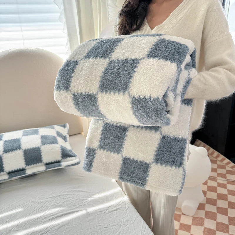 Pandaluna Kuscheldecke Flanell mit Karomuster | Weich & Atmungsaktiv | Für Sofa, Bett & Büro | Waschmaschinengeeignet | Rosa/Weiß