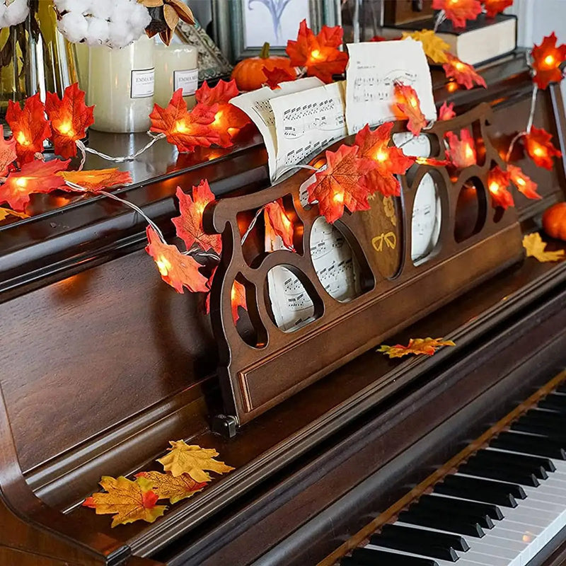 Herbst LED-Lichterkette GoldenLeaves | 10–40 LEDs | Ahornblatt-Design | Batteriebetrieben & Wasserdicht