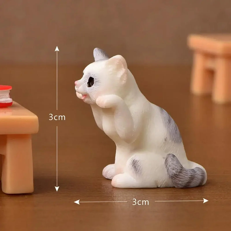 Mini Katzenfigur | Realistische Deko | Kunststoff | 1–4,5 cm | Vielseitiges Ornament
