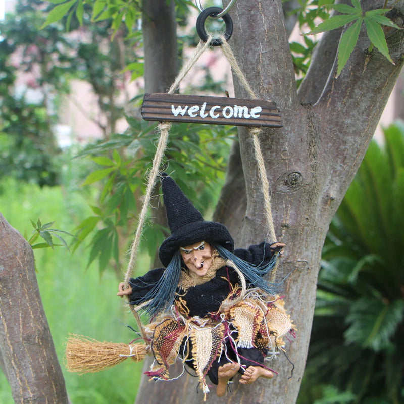 Halloween Hängedeko MidnightWitch | 27 x 10 cm | Fliegende Hexe | Für Tür, Wand & Decke