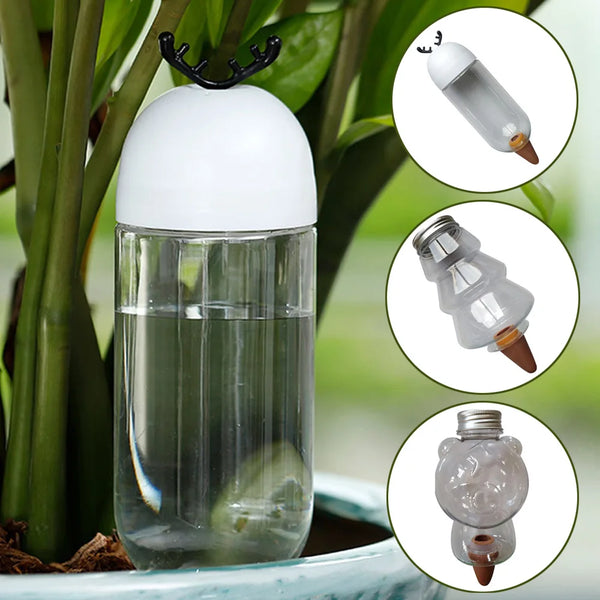 Automatisches Bewässerungssystem AquaPet GardenCare | Tropfbewässerung für Zimmer- & Gartenpflanzen | 500ml | Elch, Baum & Bär Design