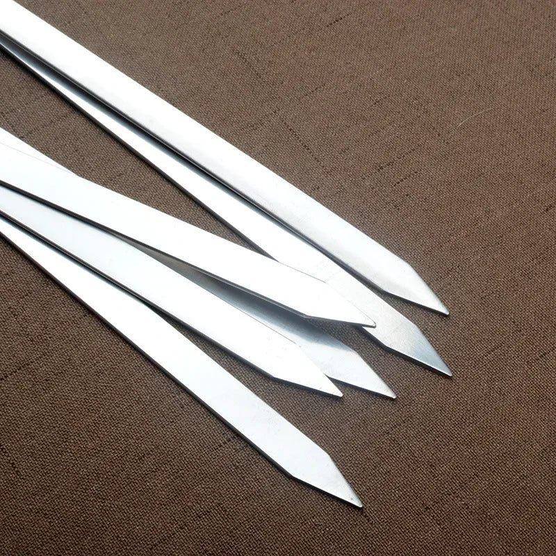 GrillSpear Grillspieße 55 cm | Set aus 6 | Edelstahl mit Buchenholzgriff | Extra Lang & Hitzebeständig