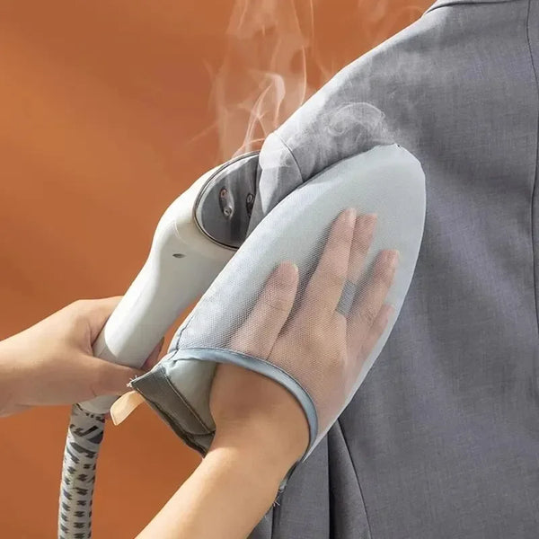 Pressana HeatGlide Mini Handbügelunterlage mit Hitzeschutz | Kompakt & isolierend | Für Kragen, Ärmel & feine Textilien