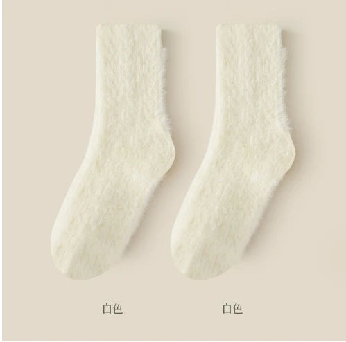 SamtNest Unisex Kuschelsocken | Nerz-Samt & Coral-Fleece | Extra Dick & Warm | Schwarz & Weiß | Winter