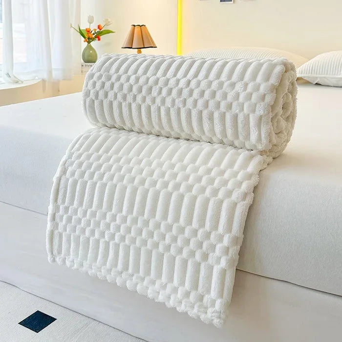 Velmora | Kuscheldecke Uni | Flauschige Wohndecke aus Milchsamt | Weich & Warm | Für Sofa, Bett & Kinderzimmer