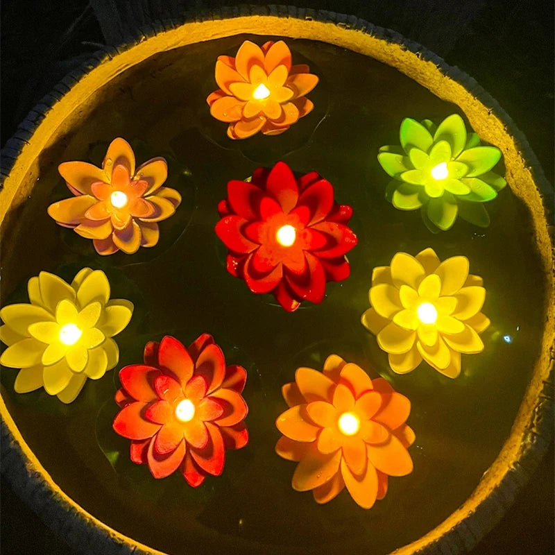 Schwimmende Lotuslampe LUMILYA | LED Wassersensor | Warmweißes Licht | Für Teich, Garten & Feste