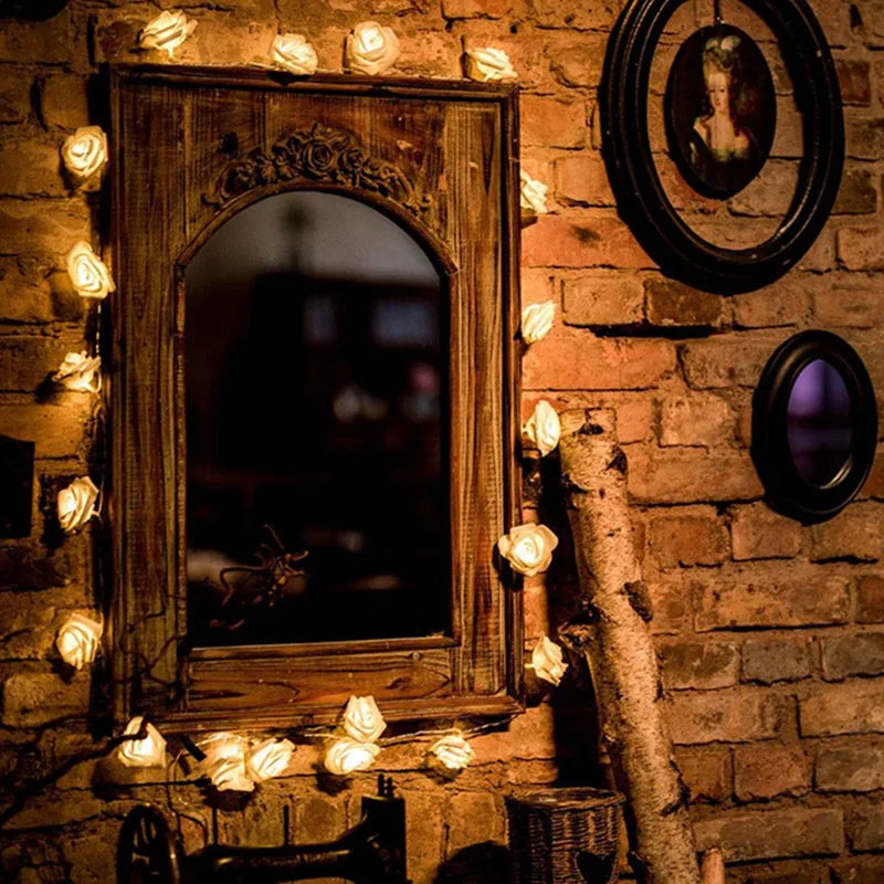 Floravera | LED Rosenlichterkette | 10/20 Warmweiße Rosenblüten | Batteriebetrieben | Romantische Deko für Hochzeit & Zuhause