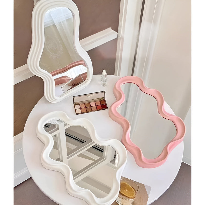 Cloudora Wandspiegel | Wolkenform | Dekorativ & Robust | ABS | 41 x 26 cm