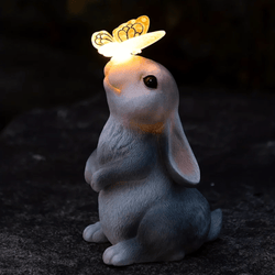 Lunabell Solar Gartenlampe mit Hase & Schmetterling | Märchenhaftes Design | IP65 Wetterfest | 14,5x20,3x9,5 cm