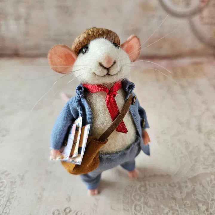 TinyTail – Handgefertigte Maus voller Herz und Winterzauber