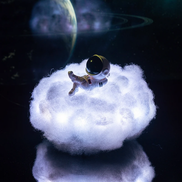 Astronaut Wolkenlampe SkyNova | LED Nachtlicht | Farbwechsel mit Fernbedienung | USB-Aufladung | 20 cm