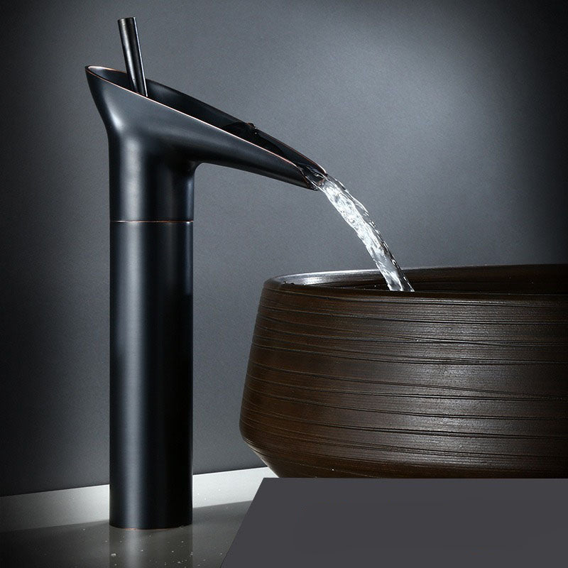AquaVintura Antiker Wasserfall-Waschtischhahn | Messingarmatur mit Einhandmischer | Warm- & Kaltwasser | Bronzeoptik