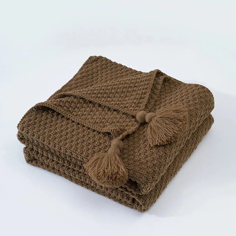 Wolldecke ArcticHaven | Skandinavisches Design mit Quasten & Kugeln | Warm & Stilvoll