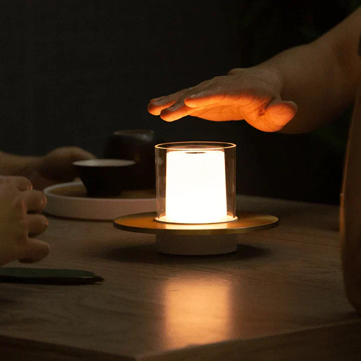 Candilume LED Tischleuchte Induktiv | Modernes Kerzendesign | Ø16×11 cm | ABS, PMMA & Stahl