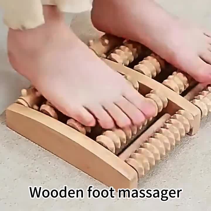Fußmassageroller NaturTrek Relax | Gerillte Holzrollen | Fördert Durchblutung & Entspannung | 27×12 cm