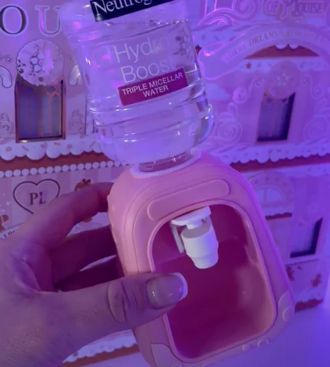 GlowPump – Der stylische Spender für deine Beauty-Essentials!