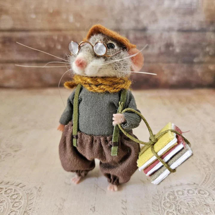 TinyTail – Handgefertigte Maus voller Herz und Winterzauber