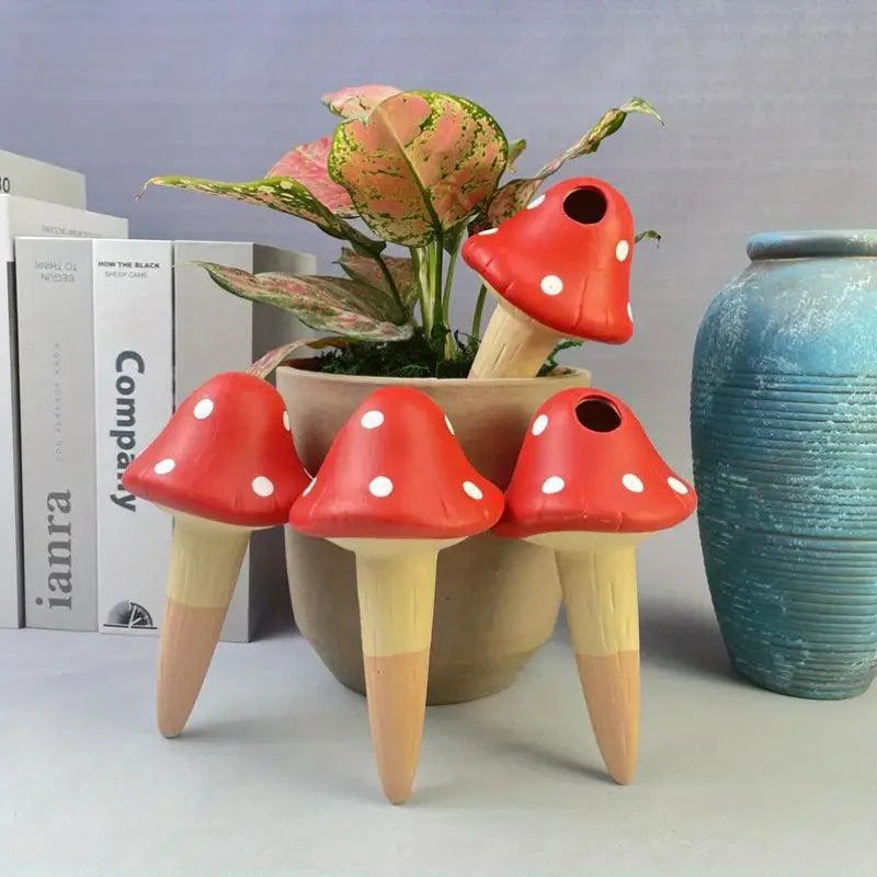 AquaPilz Terracotta Bewässerungsspikes | Automatische Pflanzenbewässerung | 4er-Set | Buntes Pilzdesign