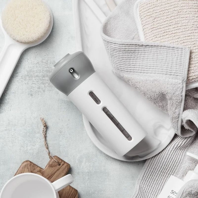 JetSetGo – 4-in-1 Flaschenspender für müheloses Reisen!