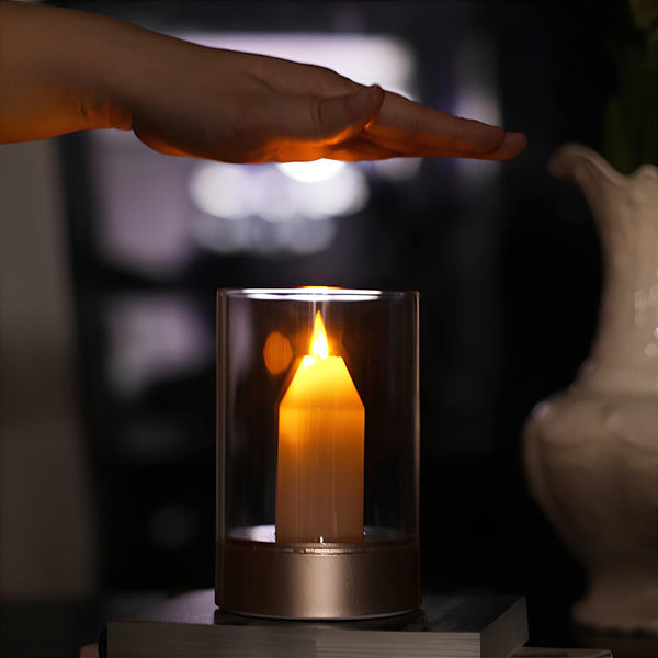 LED Kerze GlowCandle | Handgesten-Steuerung | Warmweißes Licht | 8,6 x 13 cm