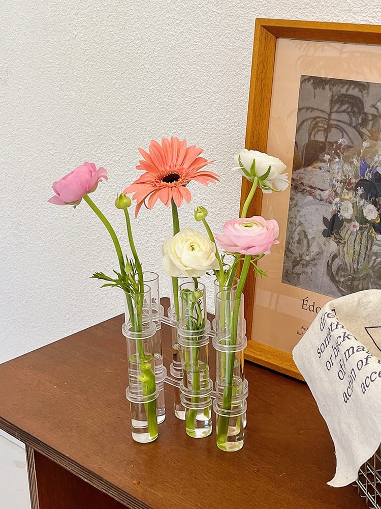 FormiFlor — Die Vase, die sich deinem Stil beugt!