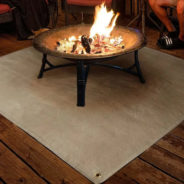 Feuerschutzmatte GrillShield Pro | Hitzebeständig & Funkenfest | 100×100 cm | Für BBQ, Feuerschalen & Smoker