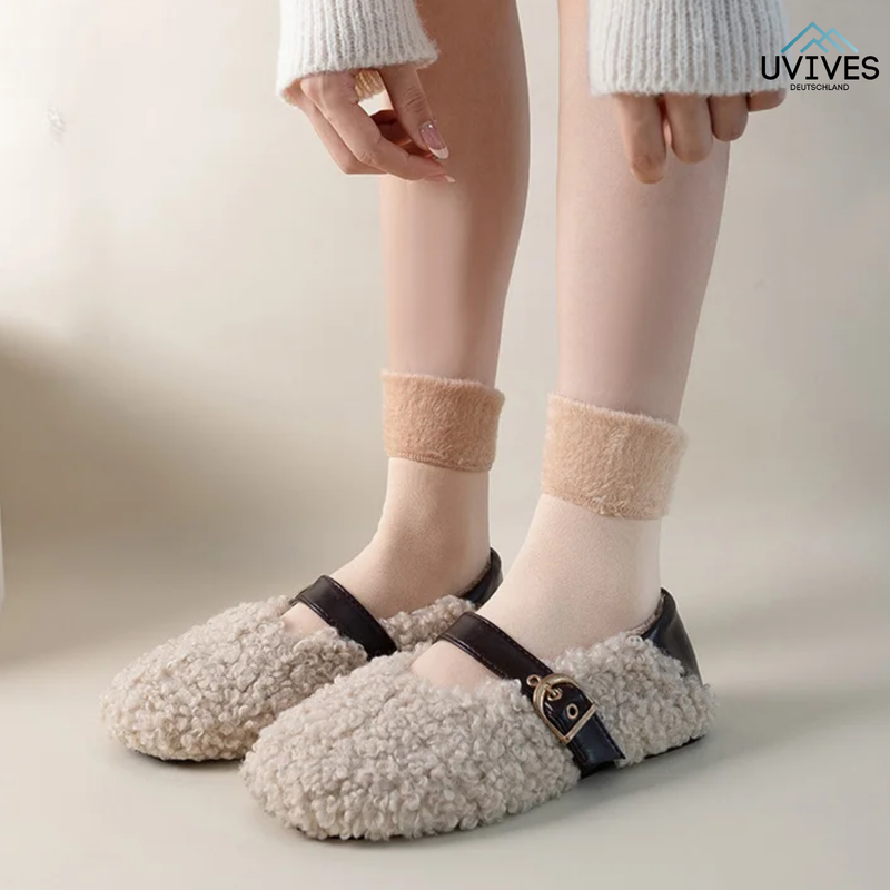 4+4 GRATIS | CozyFeet – Socken, die Sie wirklich warmhalten!