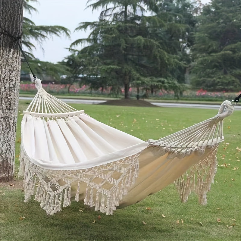 Boho-Hängematte Lunaria Breeze | Mit Pompons & Streifen | Baumwolle | Für 2 Personen | 43–54 kg Tragkraft
