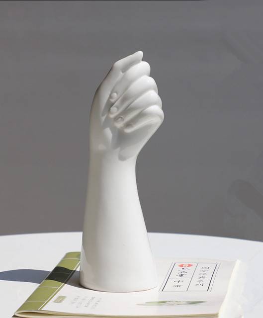 ArteHand Vase | Keramik Handform | Glänzende Oberfläche | Künstlerisches Wohnaccessoire