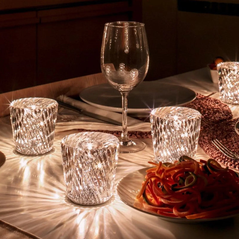 Kristall Tischlampe VÉLORIA | Diamantoptik & 360° Lichtspiel | Kabellos & USB-Aufladbar | Bis zu 12 Std. Leuchtdauer