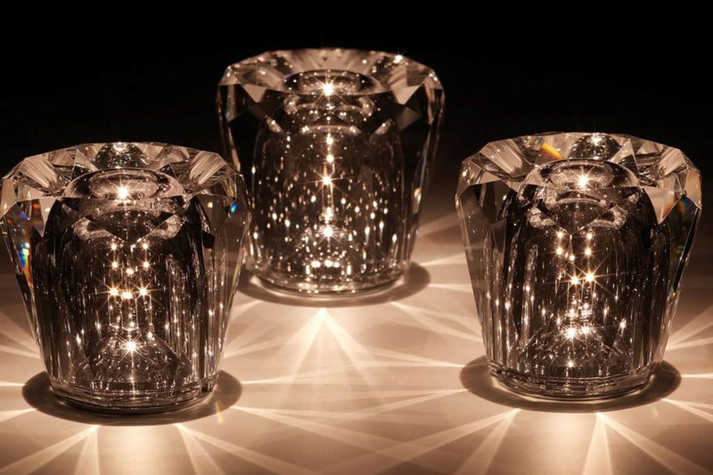 Kristall Tischlampe VÉLORIA | Diamantoptik & 360° Lichtspiel | Kabellos & USB-Aufladbar | Bis zu 12 Std. Leuchtdauer