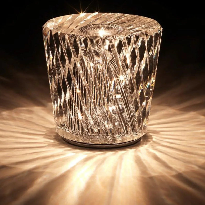 Kristall Tischlampe VÉLORIA | Diamantoptik & 360° Lichtspiel | Kabellos & USB-Aufladbar | Bis zu 12 Std. Leuchtdauer