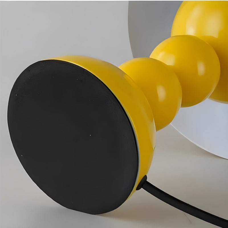 Norlumi Skandinavische LED Tischlampe | Dimmbar | Weißes ABS-Gehäuse | 0–5W | 36V DC | Blumeninspiriertes Design