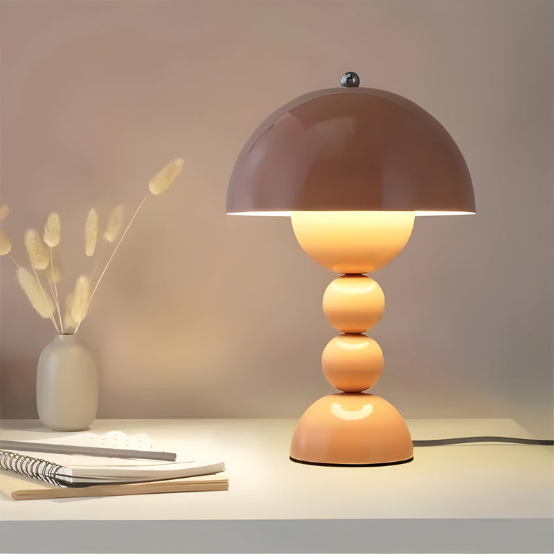 Norlumi Skandinavische LED Tischlampe | Dimmbar | Weißes ABS-Gehäuse | 0–5W | 36V DC | Blumeninspiriertes Design